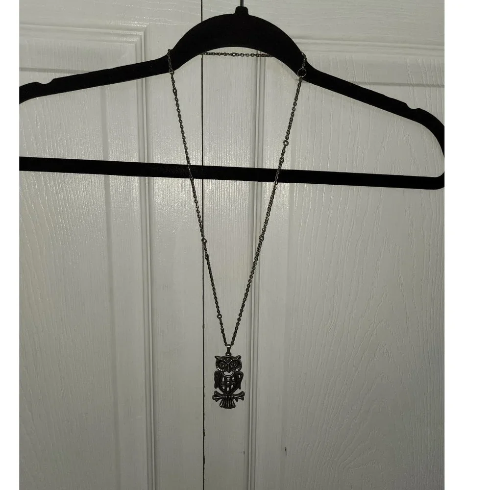 Owl necklace silver gunmetal